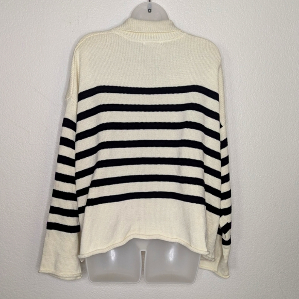 Maurice's Stripe Oversized Lace Up Front Collar‎ Sweater Size 2X NWT - Picture 2 of 12